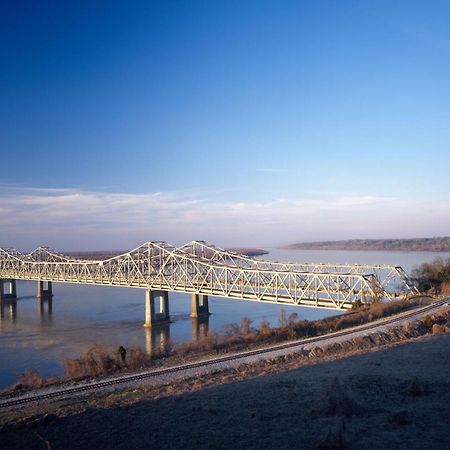 The Bridges Hotel Natchez Eksteriør billede